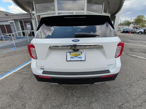 STAR WHITE MET TRI-COAT 2023 Ford Explorer XLT
