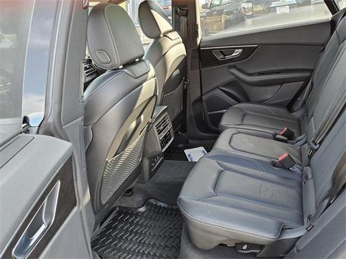 2024 Audi Q8 55 Prestige