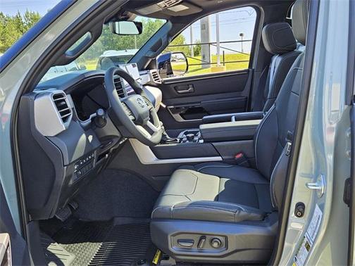 2026 Toyota Tundra Hybrid Platinum