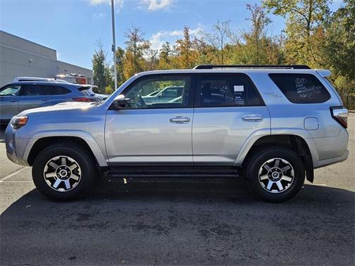 2024 Toyota 4Runner TRD Off Road