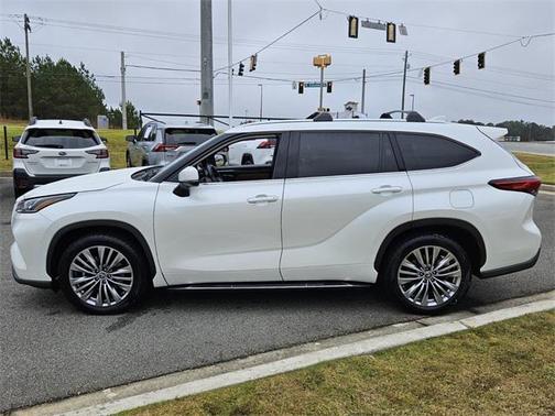 2020 Toyota Highlander Platinum