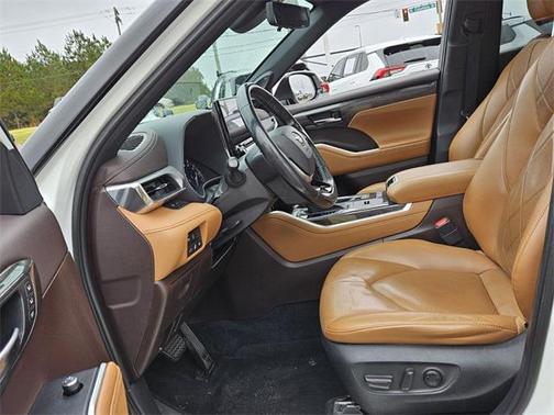 2020 Toyota Highlander Platinum