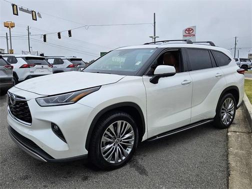 2020 Toyota Highlander Platinum