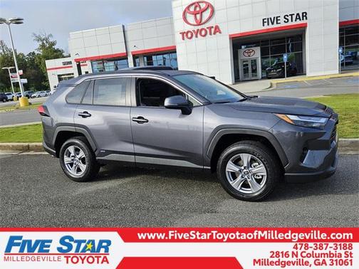 2025 Toyota RAV4 Hybrid XLE