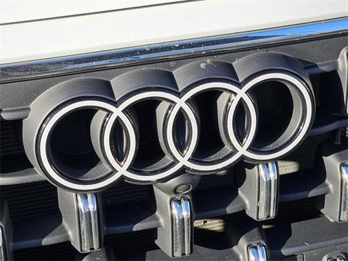 2024 Audi Q8 55 Prestige