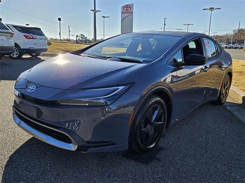 2026 Toyota Prius Plug-In Hybrid SE