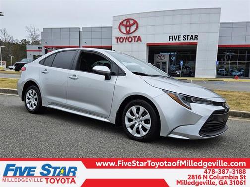 2024 Toyota Corolla LE