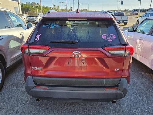 2020 Toyota RAV4 LE