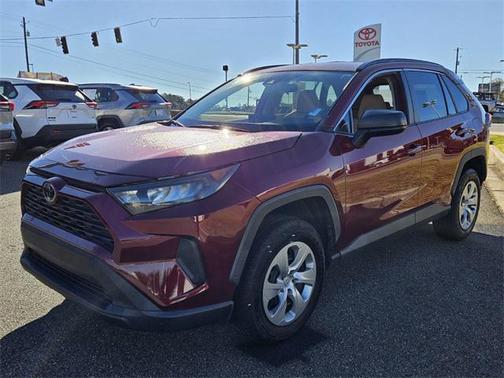 2020 Toyota RAV4 LE
