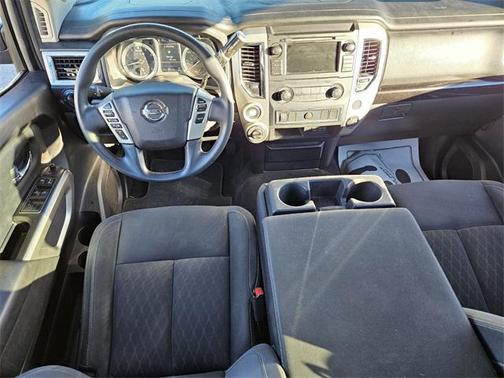 2019 Nissan Titan SV