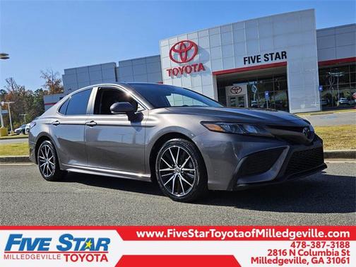 2023 Toyota Camry SE