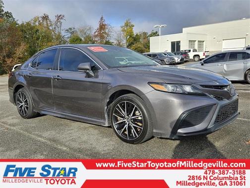 2023 Toyota Camry SE