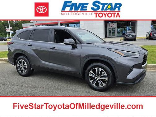 2024 Toyota Highlander Hybrid XLE