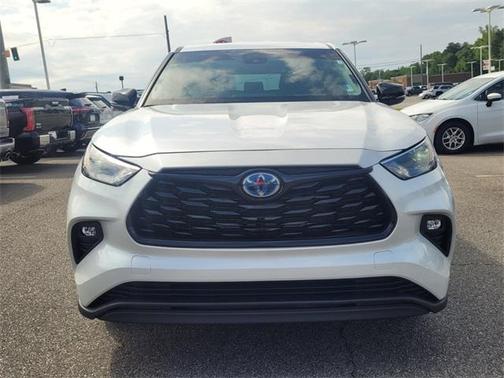 2024 Toyota Highlander Hybrid LE