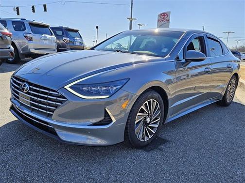 2023 Hyundai SONATA Hybrid SE