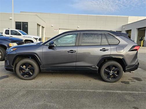 2021 Toyota RAV4 Hybrid SE