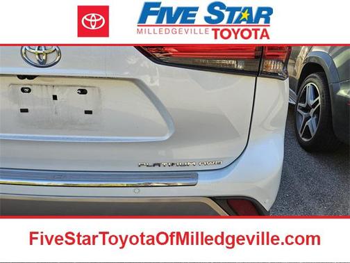 2024 Toyota Highlander Platinum