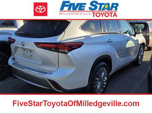 2024 Toyota Highlander Platinum