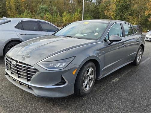2022 Hyundai SONATA SE