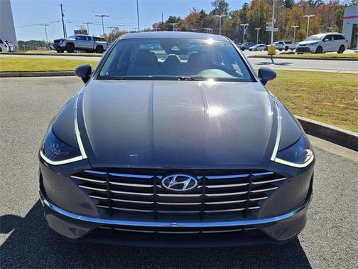 2022 Hyundai SONATA SE