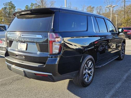 2023 Chevrolet Suburban LS