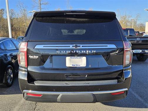 2023 Chevrolet Suburban LS