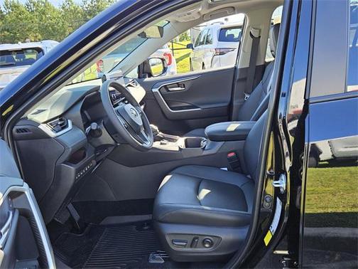 2025 Toyota RAV4 Hybrid Limited
