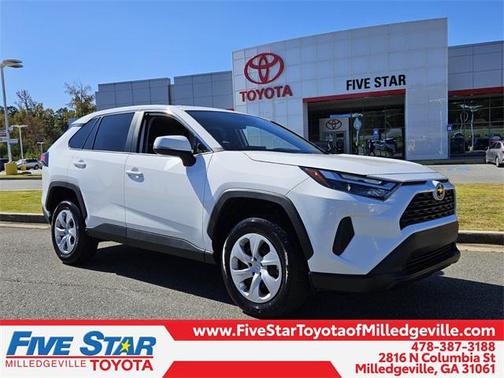 2025 Toyota RAV4 LE