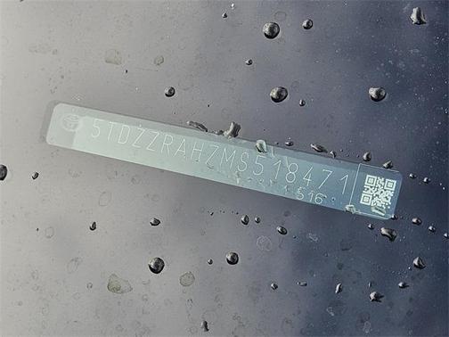 2021 Toyota Highlander LE