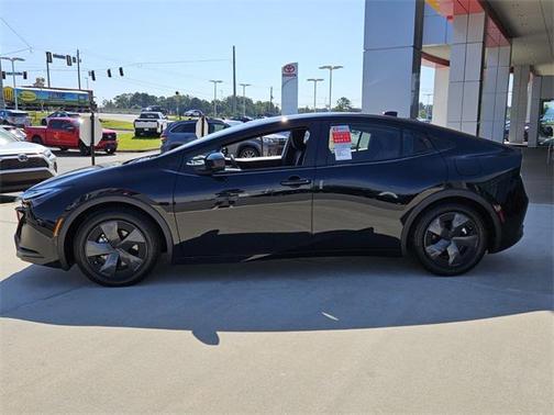 2026 Toyota Prius Plug-In Hybrid SE