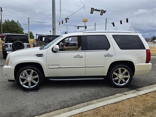 2007 Cadillac Escalade Base