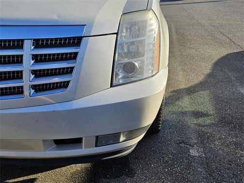 2007 Cadillac Escalade Base