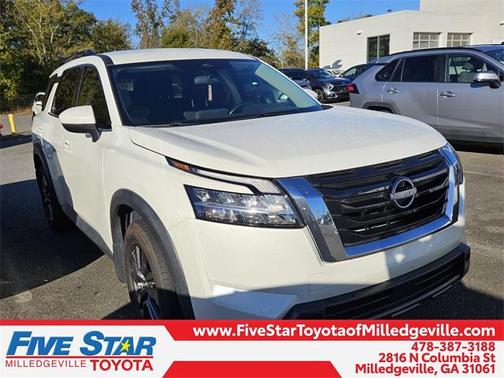 2022 Nissan Pathfinder SV 2WD