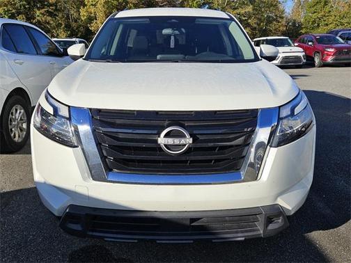2022 Nissan Pathfinder SV 2WD