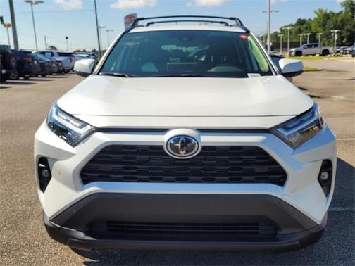 2025 Toyota RAV4 Hybrid XLE Premium