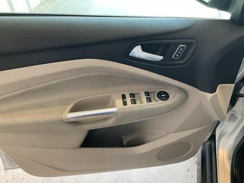 2013 Ford C-Max Hybrid SE