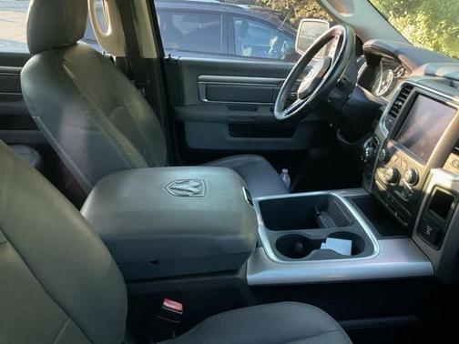 2018 RAM 1500 ST