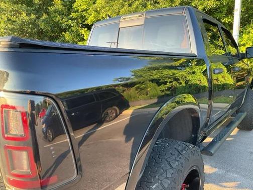2018 RAM 1500 ST
