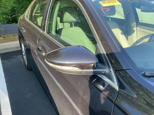 Deep Black 2020 Volkswagen Passat 2.0T SE