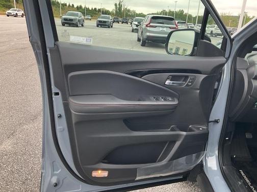 2025 Honda Ridgeline Black