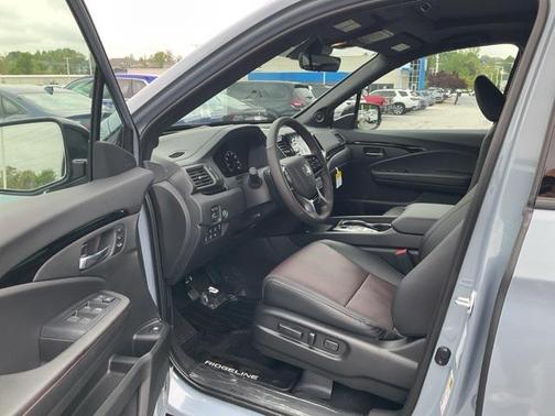 2025 Honda Ridgeline Black