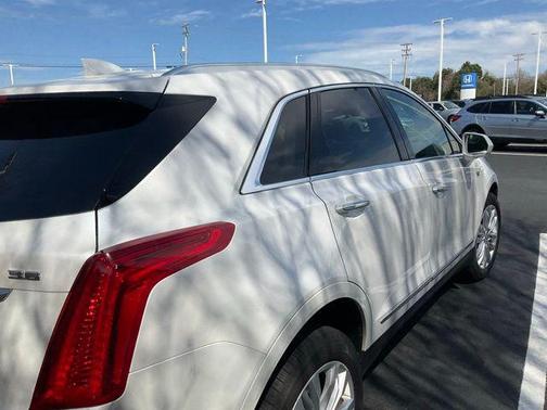 2017 Cadillac XT5 Premium Luxury