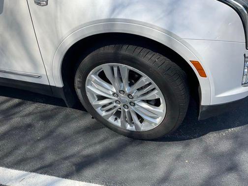 2017 Cadillac XT5 Premium Luxury