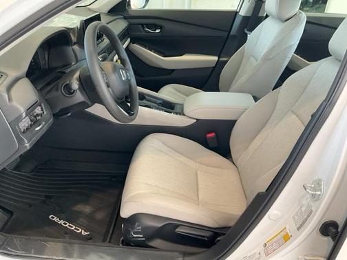 2025 Honda Accord LX 1.5T