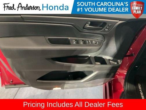 Radiant Red Metallic II 2026 Honda Odyssey Sport-L