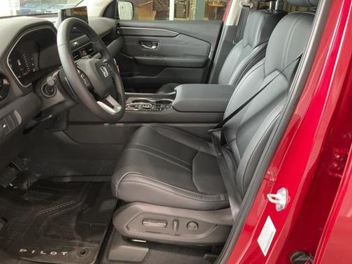 2026 Honda Pilot Touring 8-Passenger