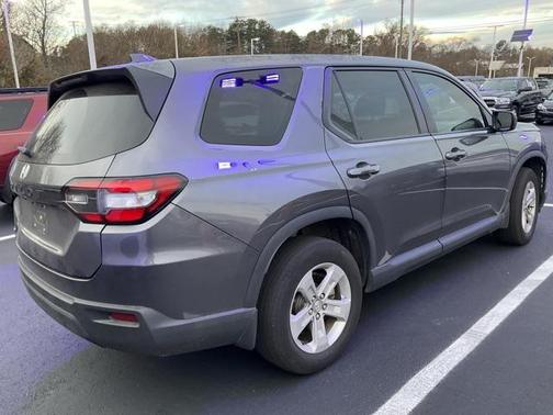2023 Honda Pilot AWD LX