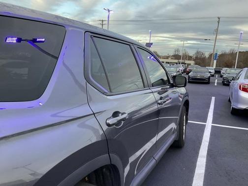 2023 Honda Pilot AWD LX