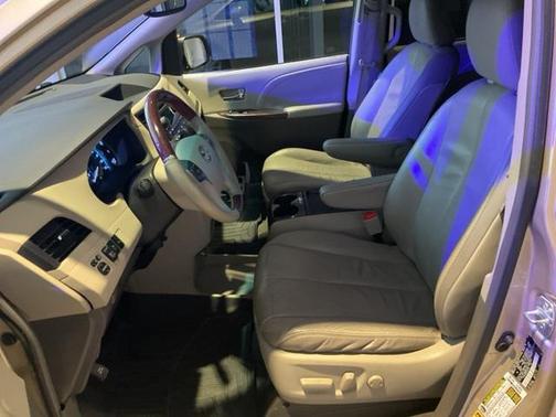 2011 Toyota Sienna Limited