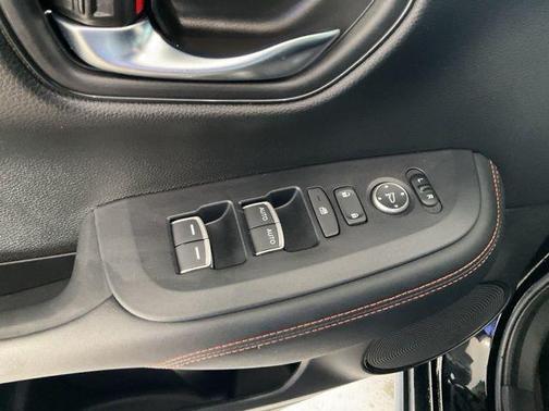 2024 Honda HR-V 2WD Sport